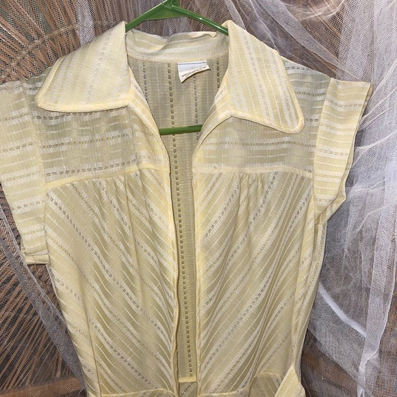 Vintage Yellow Dress 💛 - Picture 6 of 7